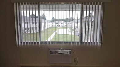 Marshfield Columns - 8