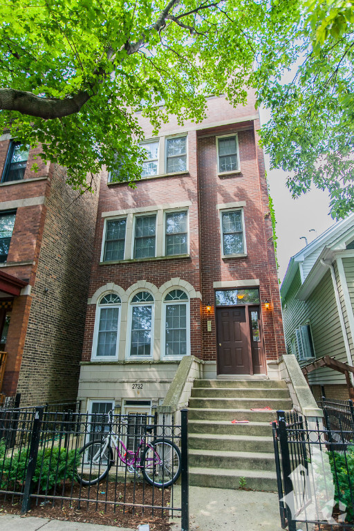 Building Photo - 2732 N Wayne Ave