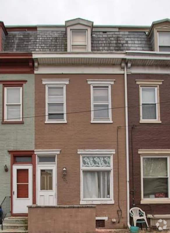 Building Photo - 409 Herr St