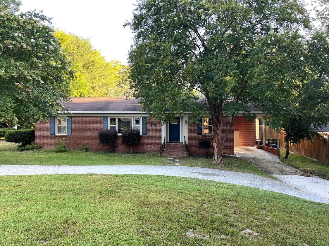 Primary Photo - Charming 3/2 Home in Macon