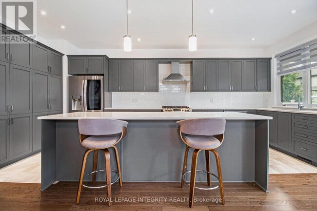 Building Photo - 90 Palfrey Way