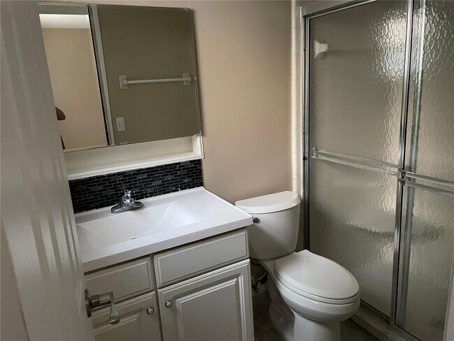 Building Photo - 8120 Puffin Dr