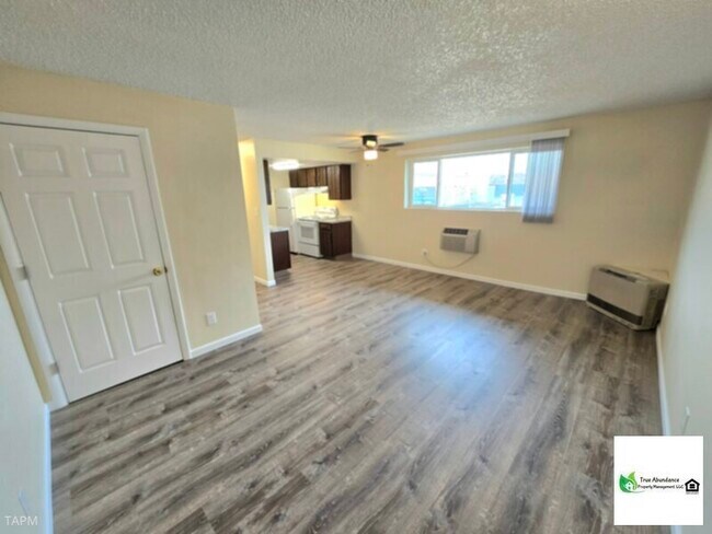 Foto del edificio - Stunning One Bedroom Apartment!