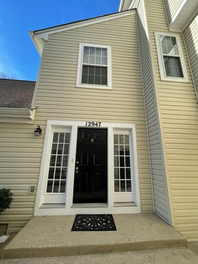 Primary Photo - RENOVATED END UNIT CONDO/TH