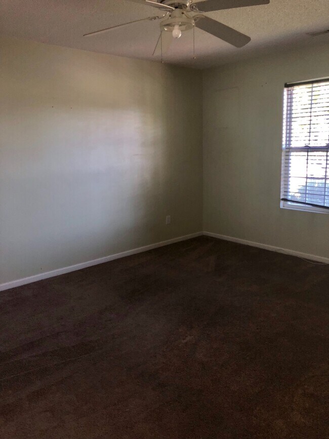 Foto del edificio - 1306 Bob Braswell Ct