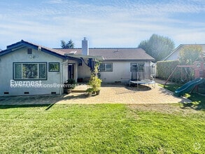 Building Photo - 108 Madora Pl
