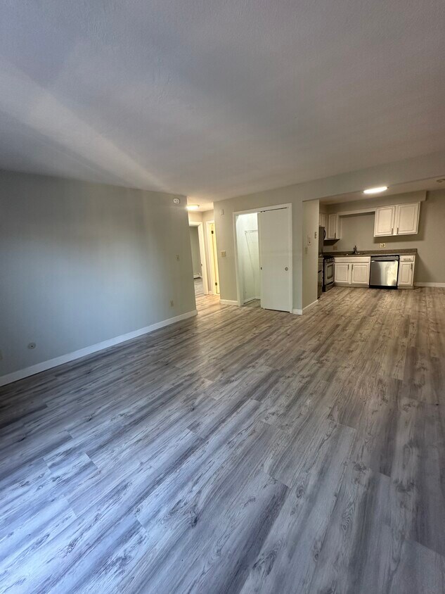 Foto principal - Beacon St Unit 12