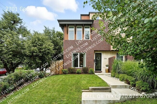 Photo - 2701 Grove St House