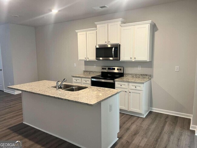 Foto del edificio - 6091 Mallory Ridge