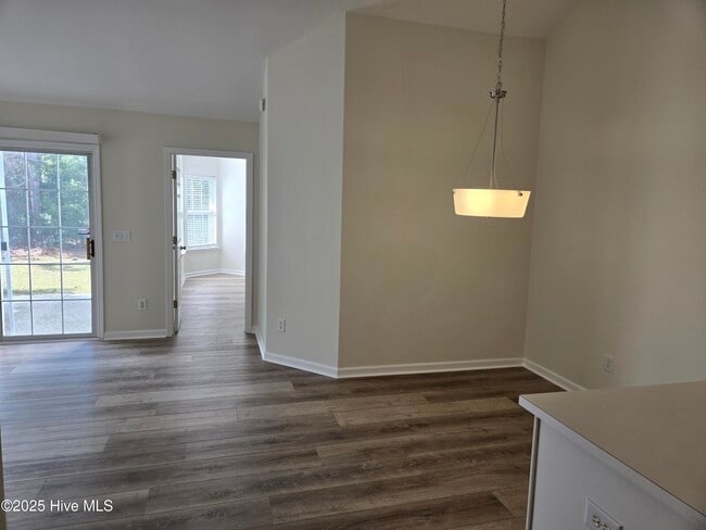 Foto del edificio - 3909 Merestone Dr