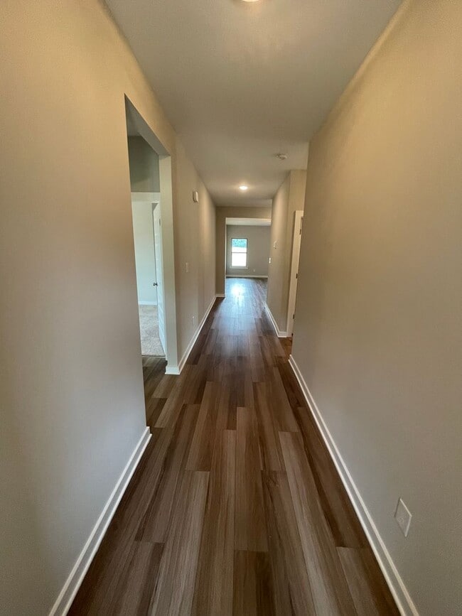 Building Photo - New Construction Home for Rent in New Mark...