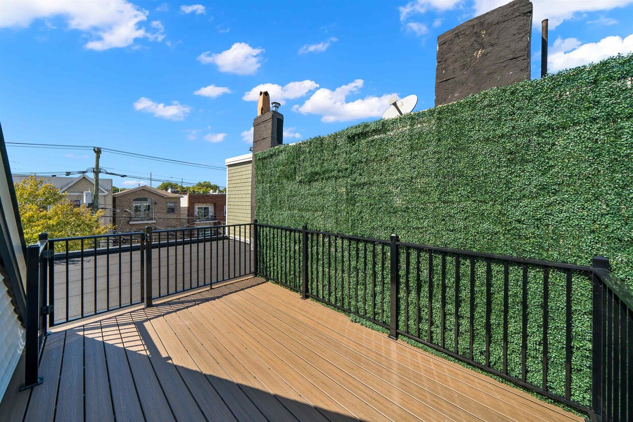 Foto principal - 604 Palisade Ave