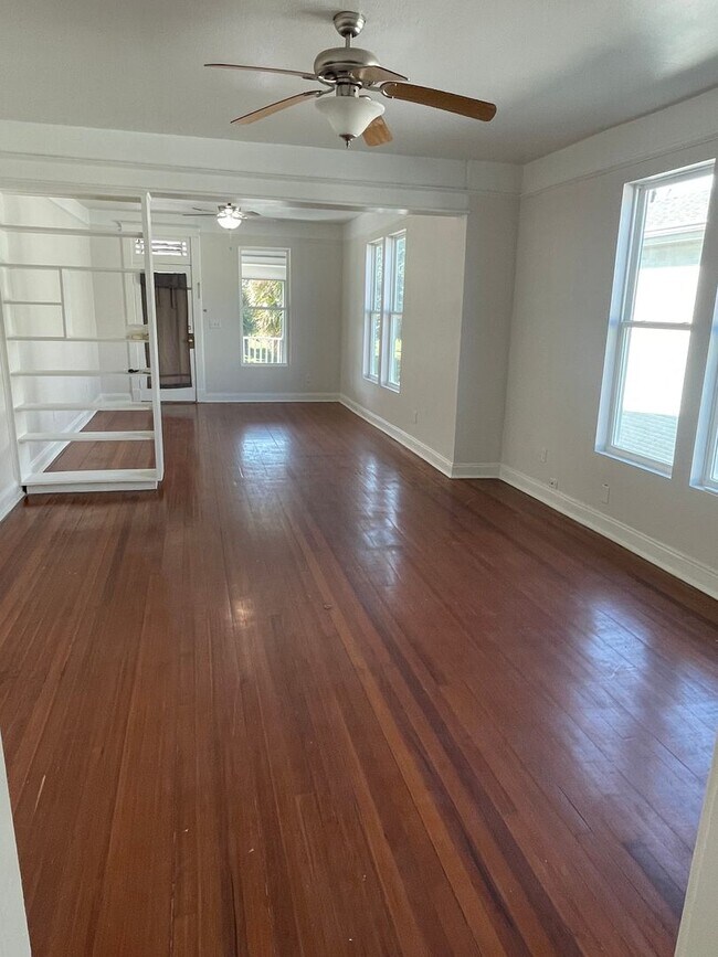 Foto del edificio - 6525 W End Blvd