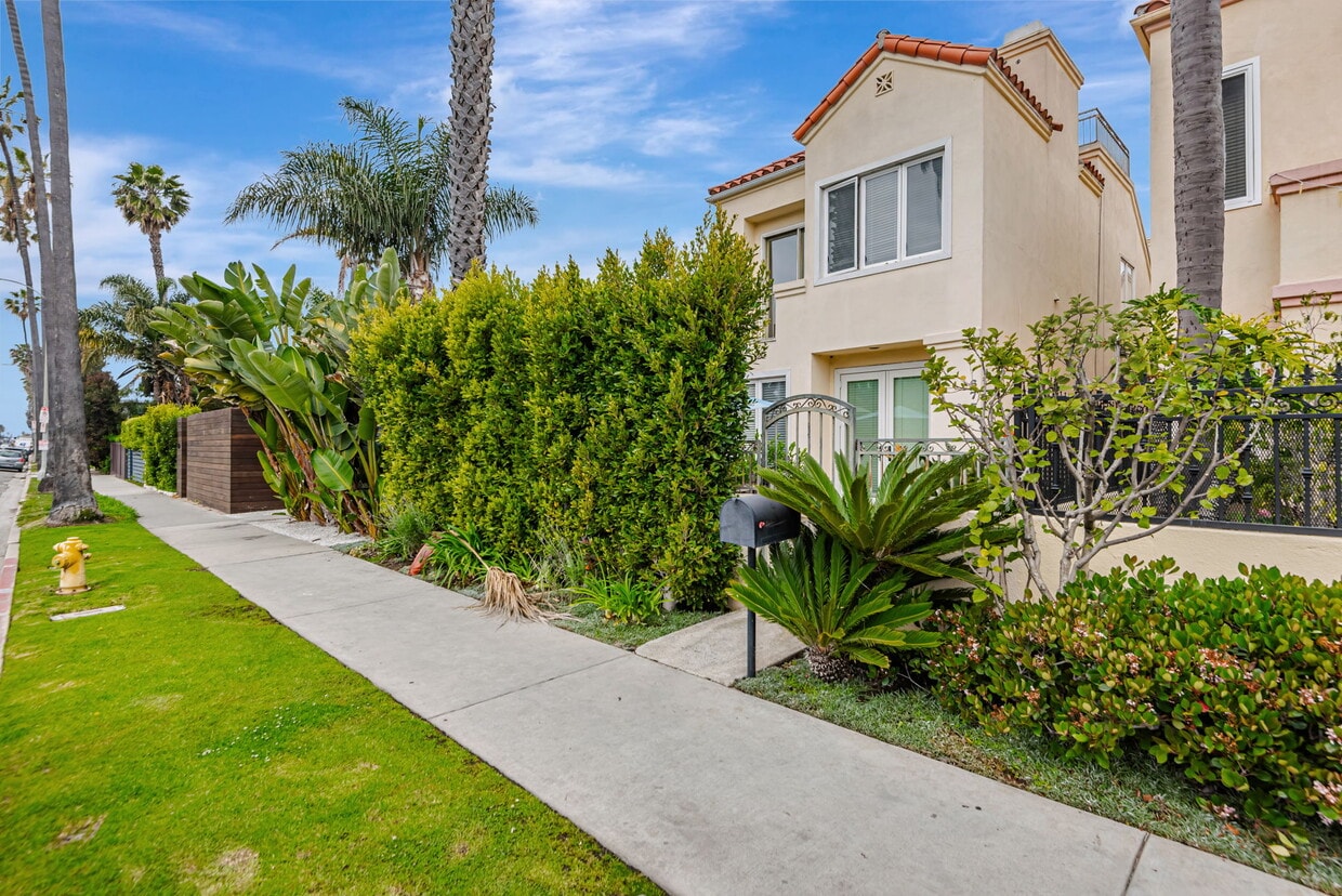 Foto principal - 673 Washington Blvd
