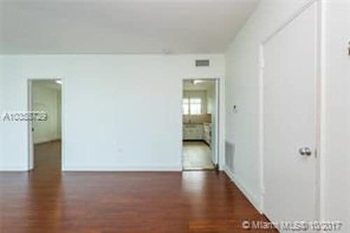 Building Photo - 10178 Collins Ave