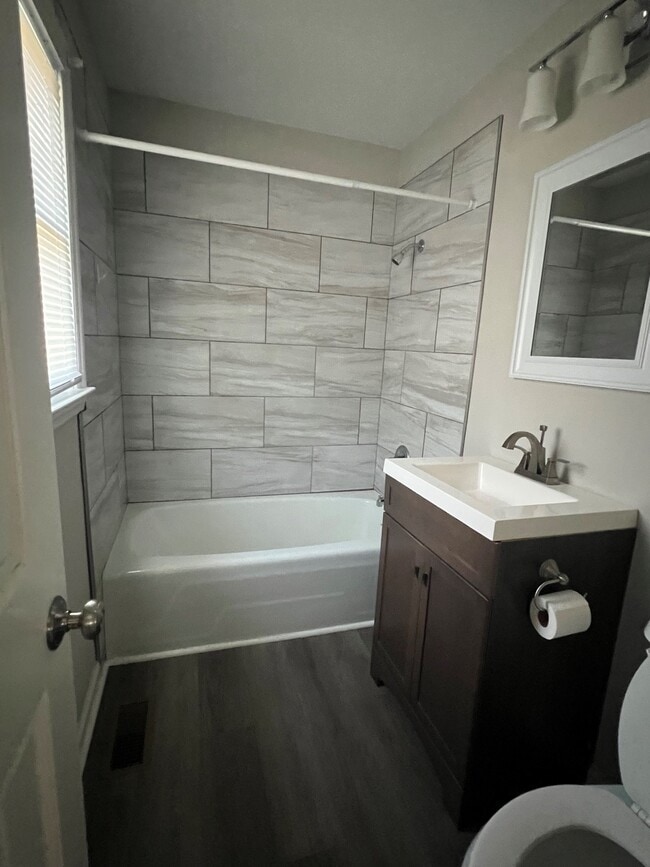 Building Photo - 9483 US-421