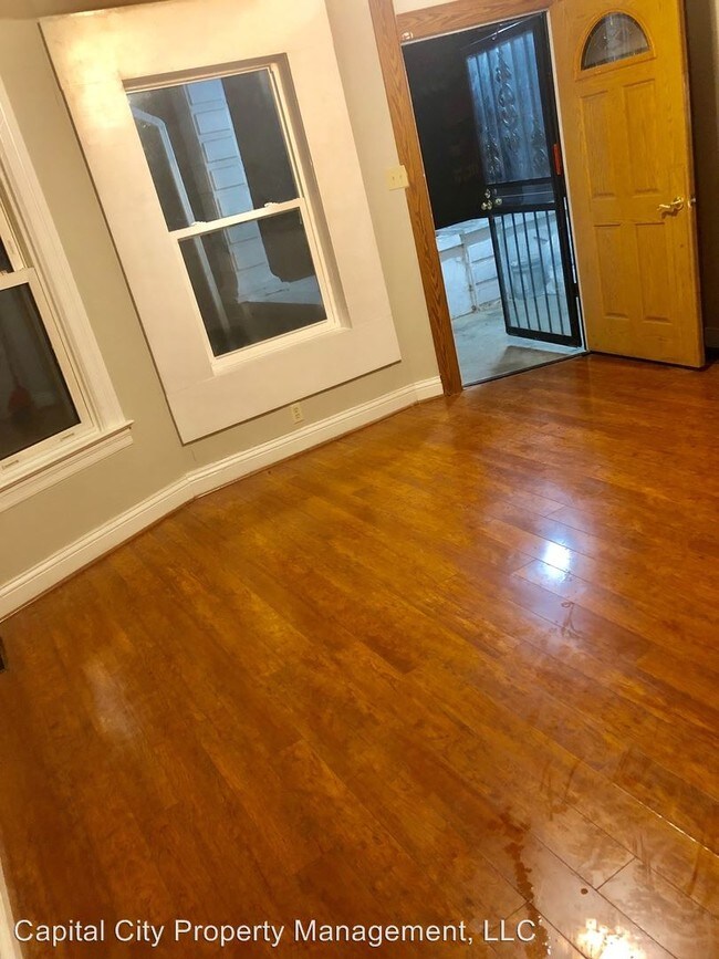 Foto del edificio - 4 br, 1 bath House - 1011 N. 14th St.