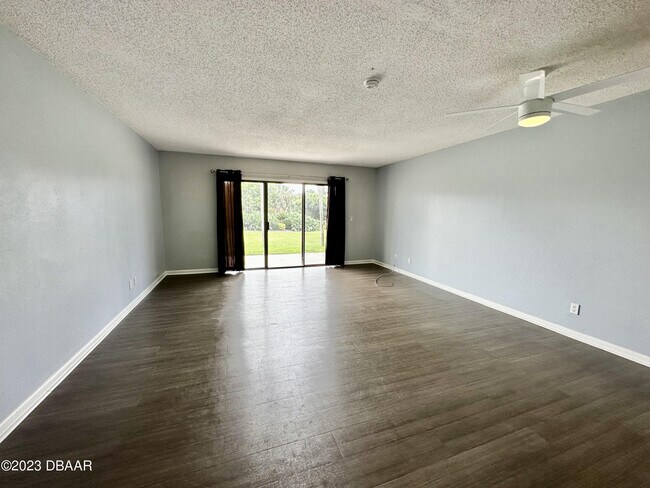 Foto del edificio - 4790 S Atlantic Ave