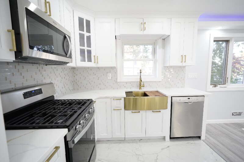 56 Monroe St, Little Ferry, NJ 07643 Room for Rent in Little Ferry