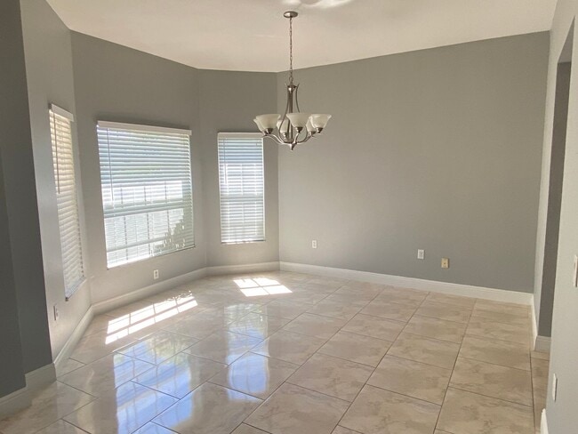 Foto del edificio - 4/3 Kissimmee Home with Guest-Suite