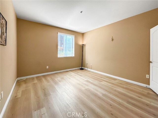 Building Photo - 360 W Ave 26