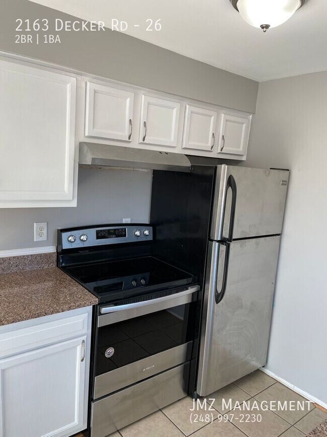 Foto del edificio - 2163 Decker Rd