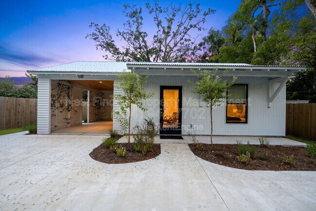 Foto del edificio - 581 Hazel St