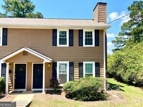 Building Photo - 123 Jackson Dr