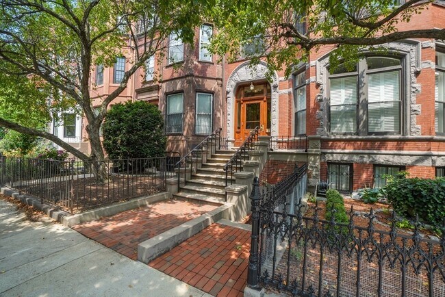 Building Photo - 365 Marlborough St