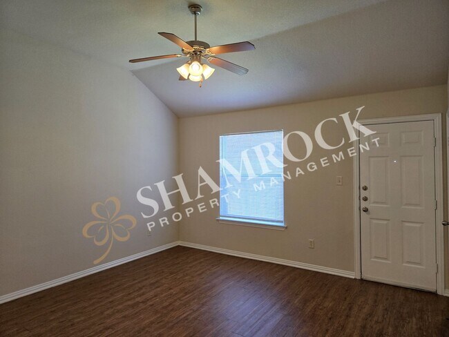 Foto del edificio - Sunwest Village Duplex