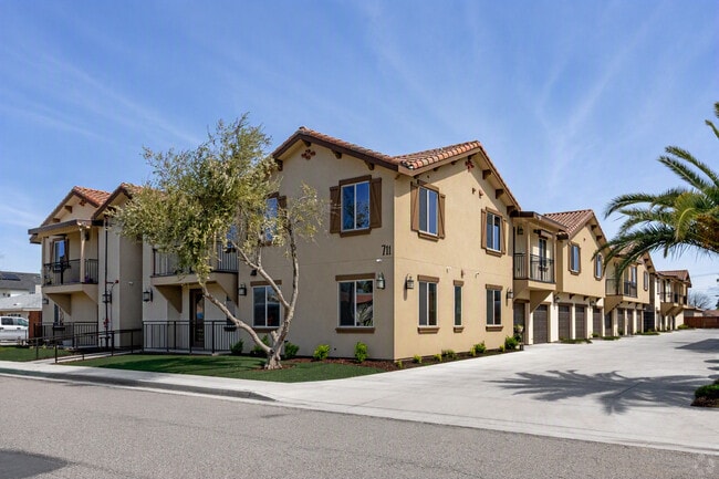 Foto principal - Linden Tree Apartments