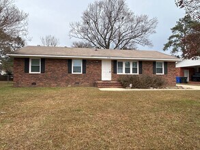 Building Photo - 2129 Quailridge Dr