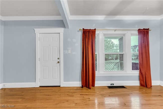 Building Photo - 1289 W 115th St