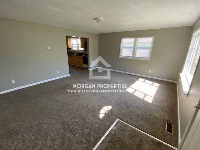 Foto del edificio - 607 Coventry Dr