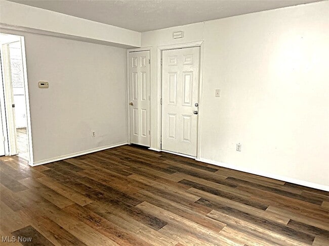 Building Photo - 375 N 12th St