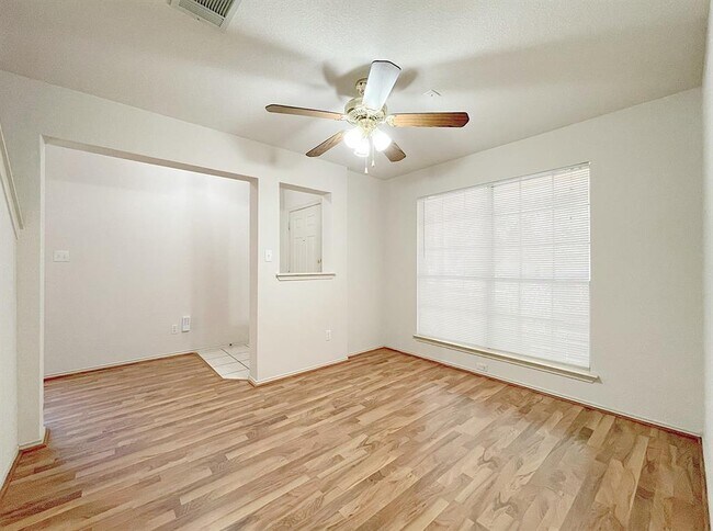 Foto del edificio - 806 Chiselpoint Cove
