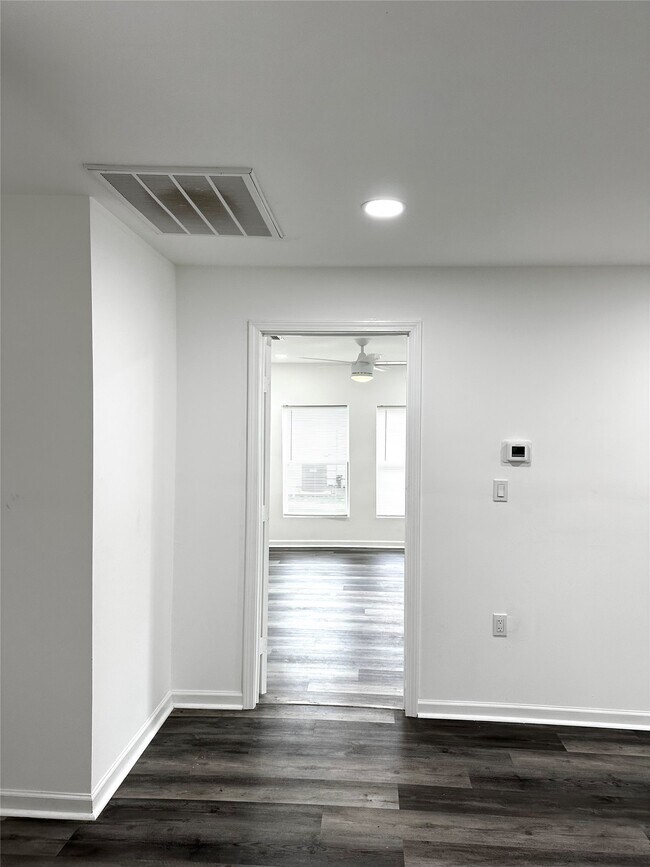 Foto del edificio - 4318 1st St