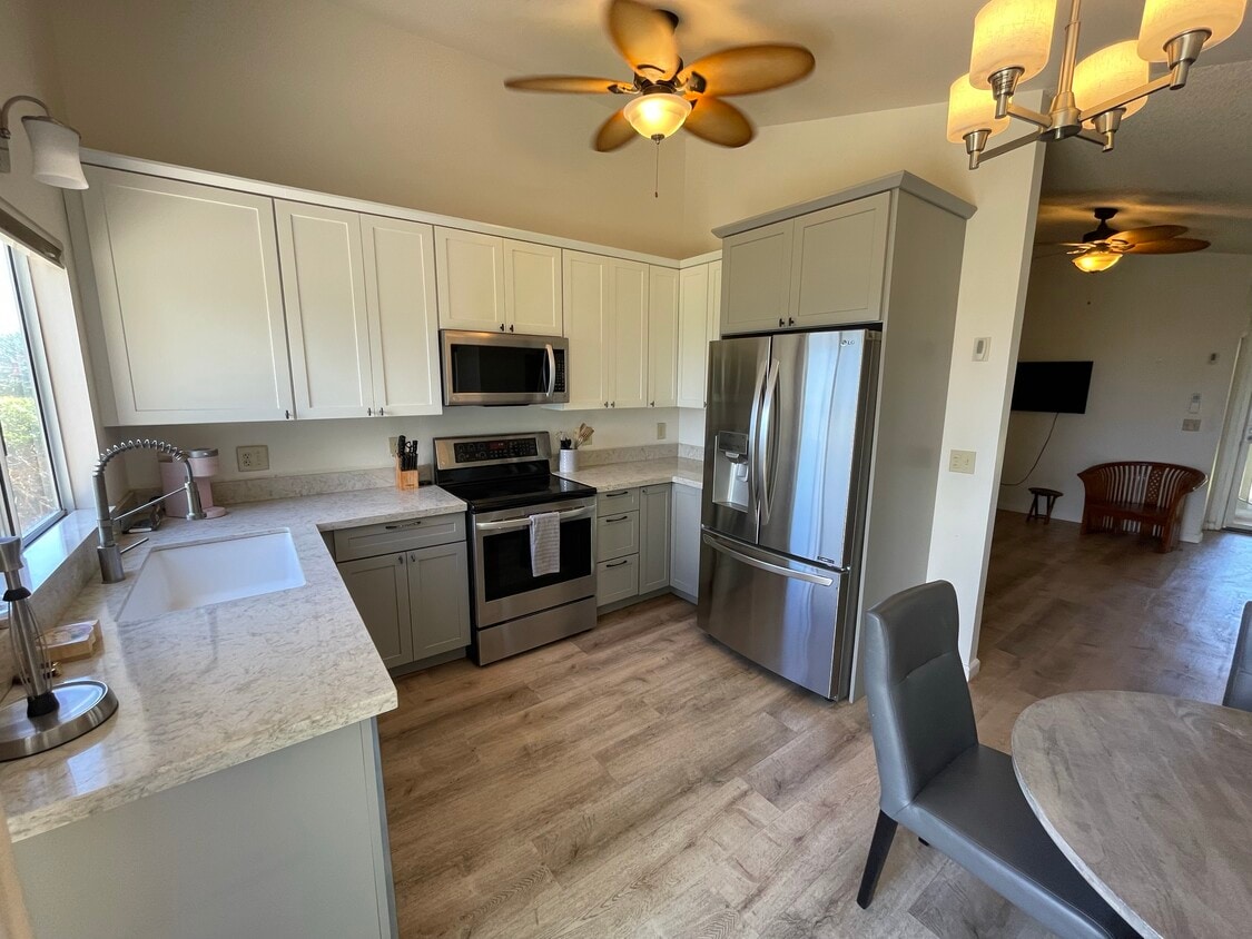 Primary Photo - 68-1732-1732 Hulukoa Pl