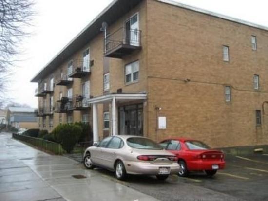 Building Photo - 720 Bennington St