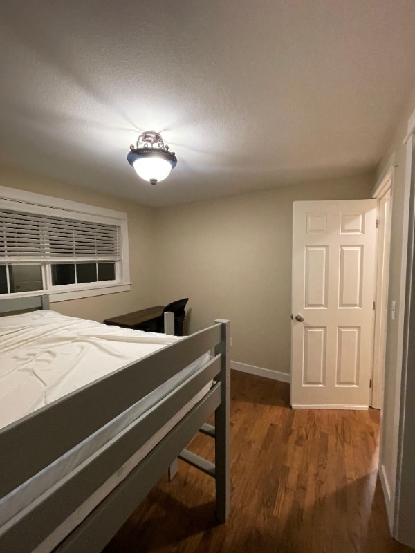 Photo - 13341 31st Ave NE (Seattle, WA)