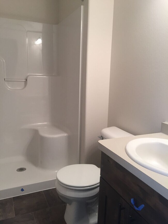 Foto del edificio - 3 Bed 3 Bath Twin Home