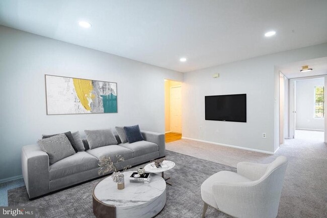 Building Photo - 2792 Bordeaux Pl