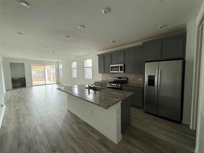 Foto del edificio - 20603 Phebe Foster St