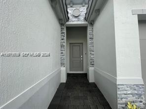 Foto del edificio - 863 SE 26th Ter