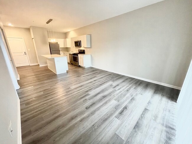 Foto del edificio - 301 N Madison St