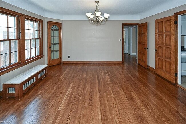 Sala de estar - 18414 Newell Rd