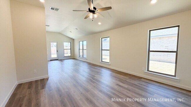 Foto del edificio - 7011 14th St