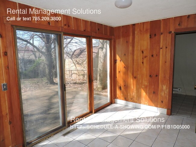 Building Photo - 525 SE Colfax Pl