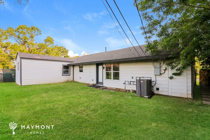 Foto del edificio - 6015 Glenhurst Dr