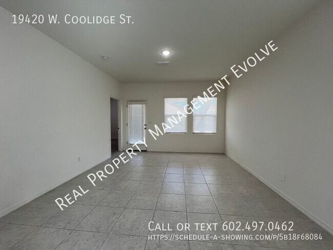 Foto del edificio - COME TOUR TODAY!